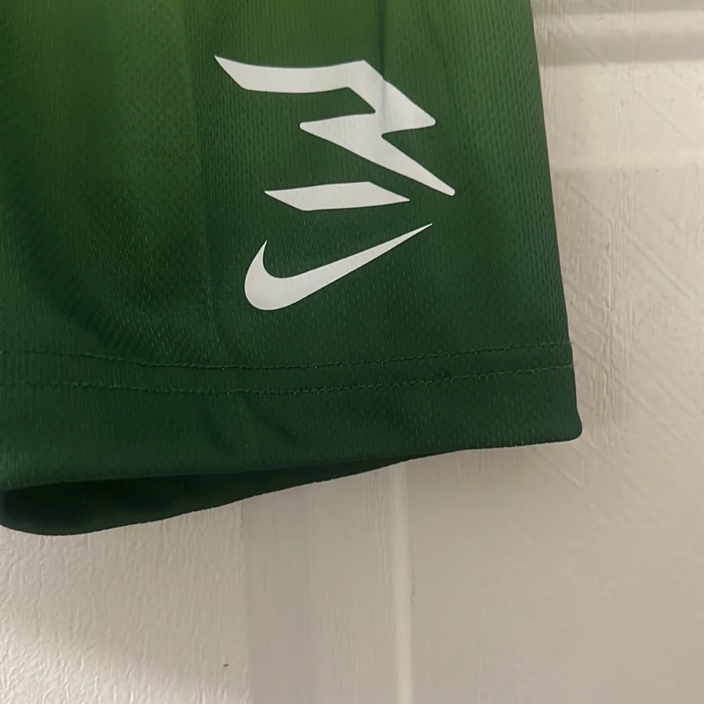 Nike russell wilson